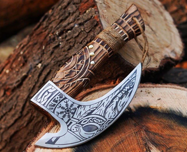 Viking Axe Pizza Cutter – Stainless Steel Blade